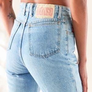 $60⬇️ Vintage Light Wash Bongo Jeans